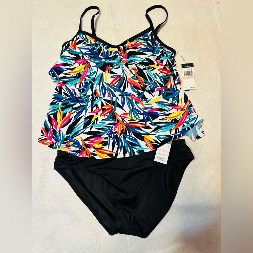 Jantzen 2 piece tropical pattern women’s swimsuit, Size 10, NWT.